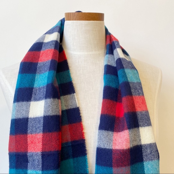 D&Y Unisex Classic Softer Than Cashmere Buffalo Plaid Fringe End Scarf Blue Red - Picture 3 of 6